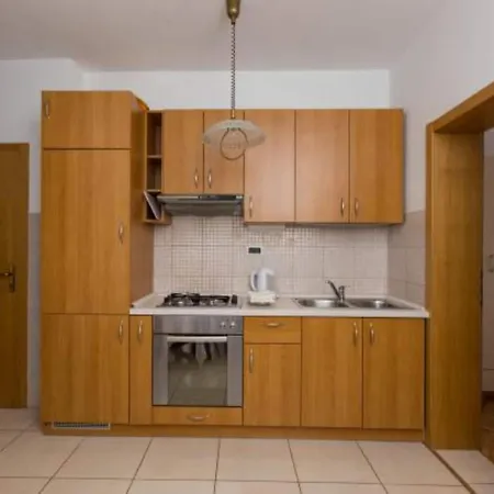 Bridi Okrug Donji - Two Bedroom 1 Apartment
